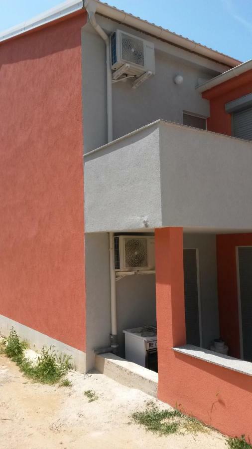 Novalja Centar Apartment ภายนอก รูปภาพ